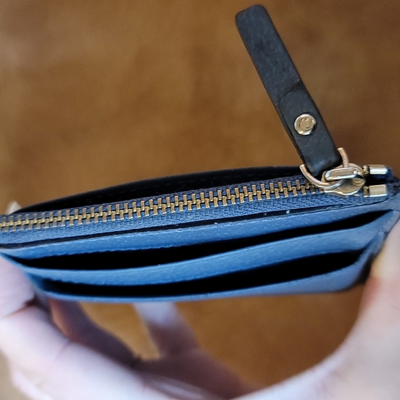 Kate Spade ♠️ Card Wallet‎ - Picture 2 of 3
